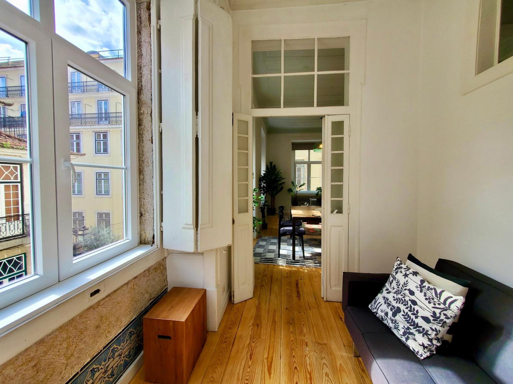 Lisbon Lounge Hostel Стая снимка