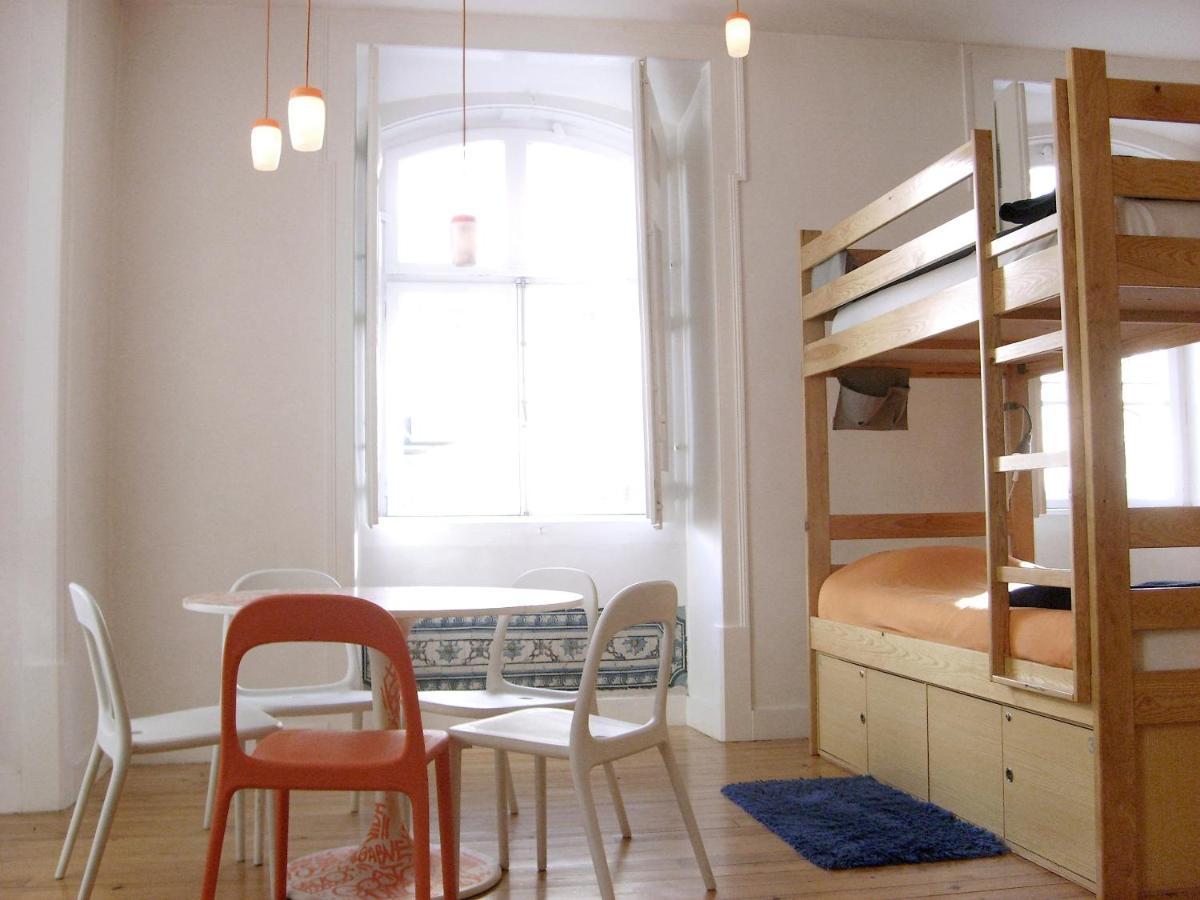 Lisbon Lounge Hostel Екстериор снимка
