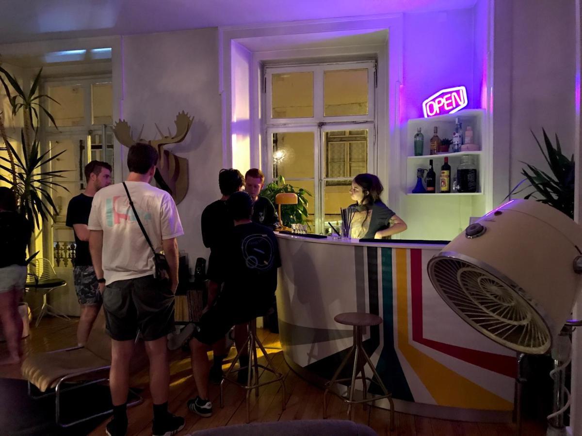 Lisbon Lounge Hostel Екстериор снимка